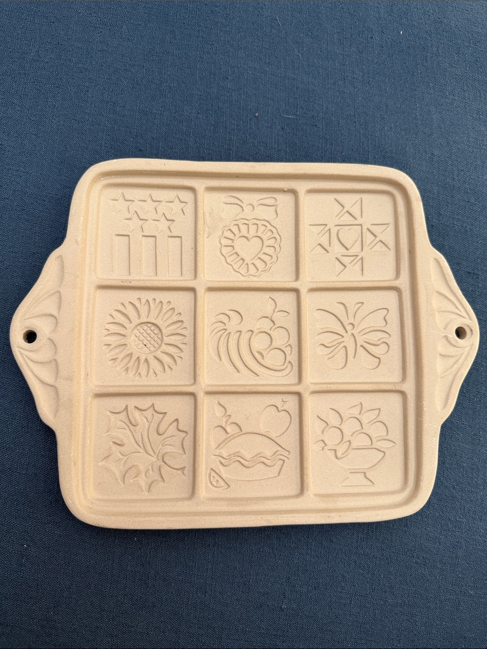 2000 Pampered Chef Shortbread Cookie Press Baking Stone